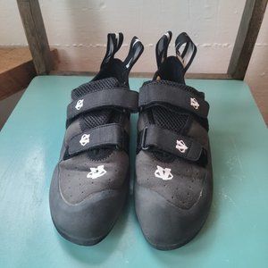 Mens Sz 10 - Evolv Defy VTR Rock Climbing Shoes